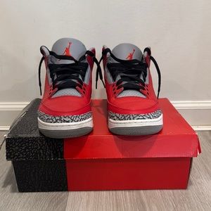 Air Jordan 3 Retro SE 'Unite' Fire Red Red Cement Size 10M
